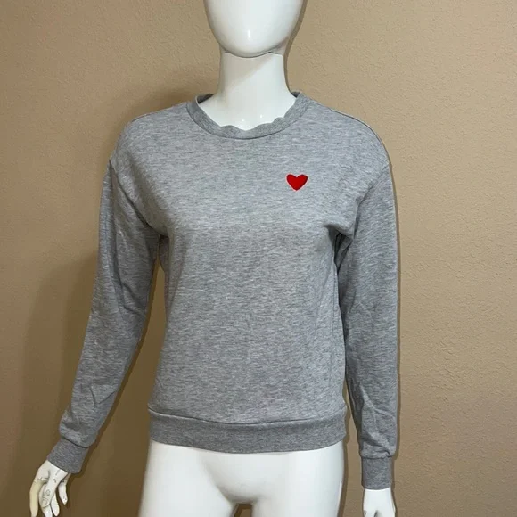 H&M Divided Heart Sweatshirt - Picture 1 of 6